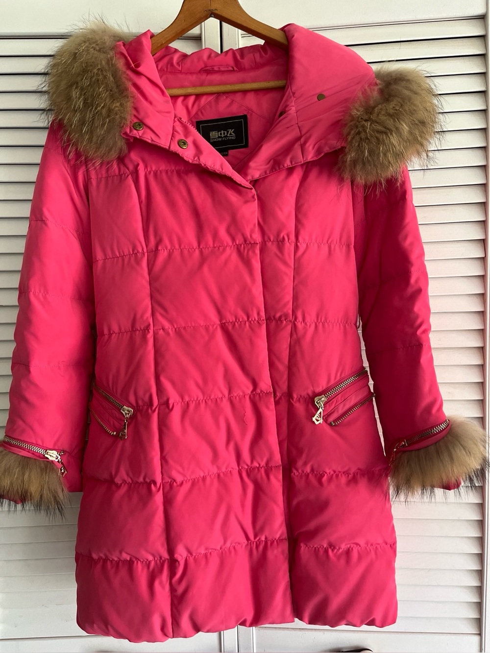 Women’s Pink Puffer Coat with Faux Fur Trim